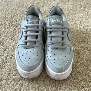 Nike airforce 1 sage low women light smoke grey